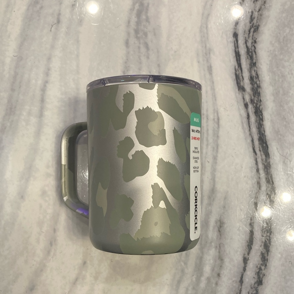 Corkcicle Snow Leopard 16oz Mug (NWT)